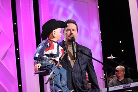 Terry Fator and Walter Airedale perform on the Crook and Chase show on RFD-TV.
Copyright Jim Owens Entertainment.
Photo by Karen Will Rogers.
