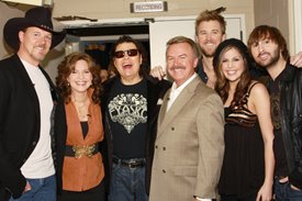 Ronnie Milsap, Trace Adkins and Lady Antebellum with Lorianne and Charlie backstage.
CROOK & CHASE ON RFD-TV 
@Jim Owens Entertainment, Inc.
Photo by: Karen Will Rogers
