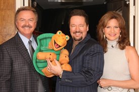 Lorianne and Charlie with Terry Fator and Winston the Impersonating Turtle after the Crook and Chase show on RFD-TV. 
Copyright Jim Owens Entertainment.
Photo by Karen Will Rogers.
