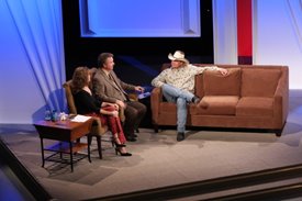Tracy Lawrence sits down to chat with Lorianne and Charlie on the Crook and Chase show on RFD-TV.
Copyright Jim Owens Entertainment.
Photo by Karen Will Rogers.