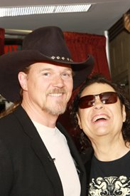 Ronnie Milsap and Trace Adkins backstage.
CROOK & CHASE ON RFD-TV 
@Jim Owens Entertainment, Inc.
Photo by: Karen Will Rogers