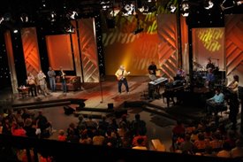 Charlie Daniels performs on the Crook and Chase show on RFD-TV.
Copyright Jim Owens Entertainment.
Photo by Karen Will Rogers.