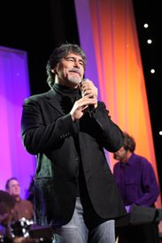 Randy Owen on CROOK & CHASE ON RFD-TV 
@Jim Owens Entertainment, Inc.
Photo by: Karen Will Rogers