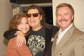 Ronnie Milsap with Lorianne and Charlie.
CROOK & CHASE ON RFD-TV 
@Jim Owens Entertainment, Inc.
Photo by: Karen Will Rogers