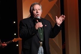 John Conlee performs on the Crook and Chase show on RFD-TV.
Copyright Jim Owens Entertainment.
Photo by Karen Will Rogers.