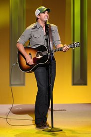 Luke Bryan performs.
Copyright Jim Owens Entertainment 2008. Photo by Karen Will Rogers.