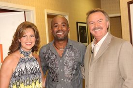 Darius Rucker with Lorianne and Charlie after the Crook and Chase show on RFD-TV.
Copyright Jim Owens Entertainment.
Photo by Karen Will Rogers.