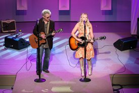 Miranda Lambert on CROOK & CHASE ON RFD-TV 
@Jim Owens Entertainment, Inc.
Photo by: Karen Will Rogers